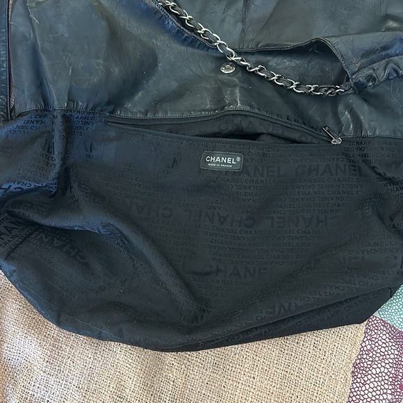 CHANEL Coco Cabas Bag - Picture 11 of 14